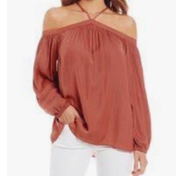 Gianni Bini Tops - Gianni Bini NWT Colette cold shoulder halter